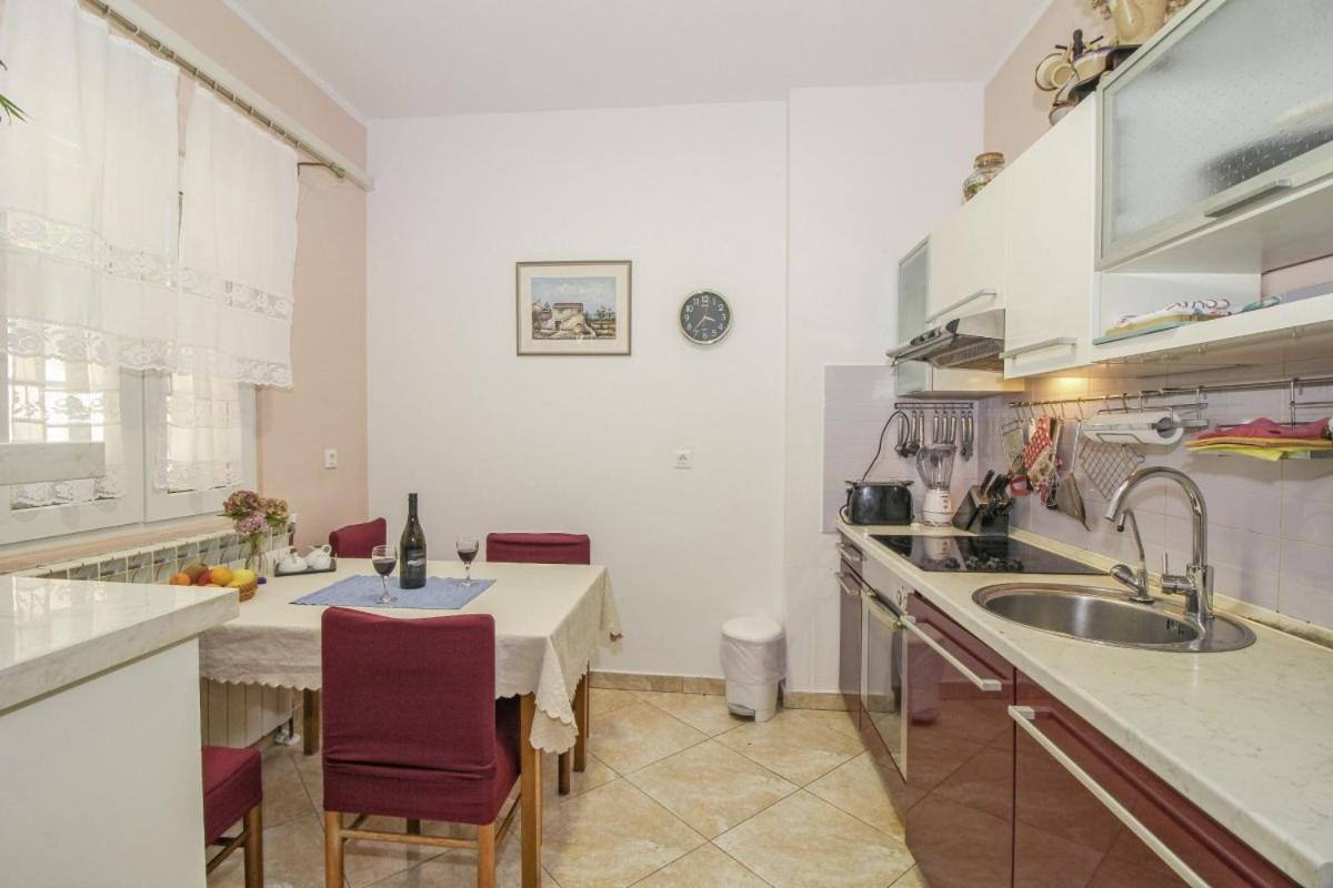 Dalibor In Jakacici - Haus Fuer 2-4 Personen Gracisce Екстер'єр фото